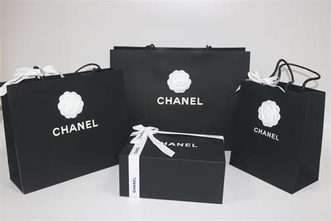 where to buy chanel gift boxes and shopping bags wholesale|chanel empty boxes.